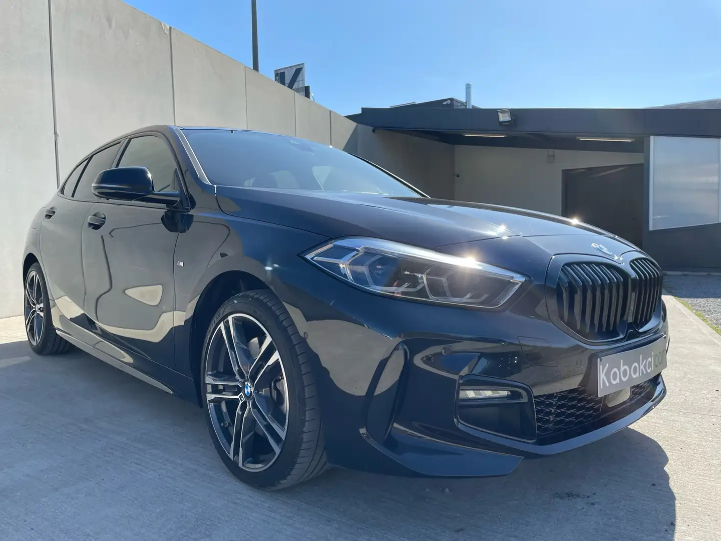 BMW 120 Diesel/Pack M/Boite Auto/Camera/Gps/Très belle! Noir - 1
