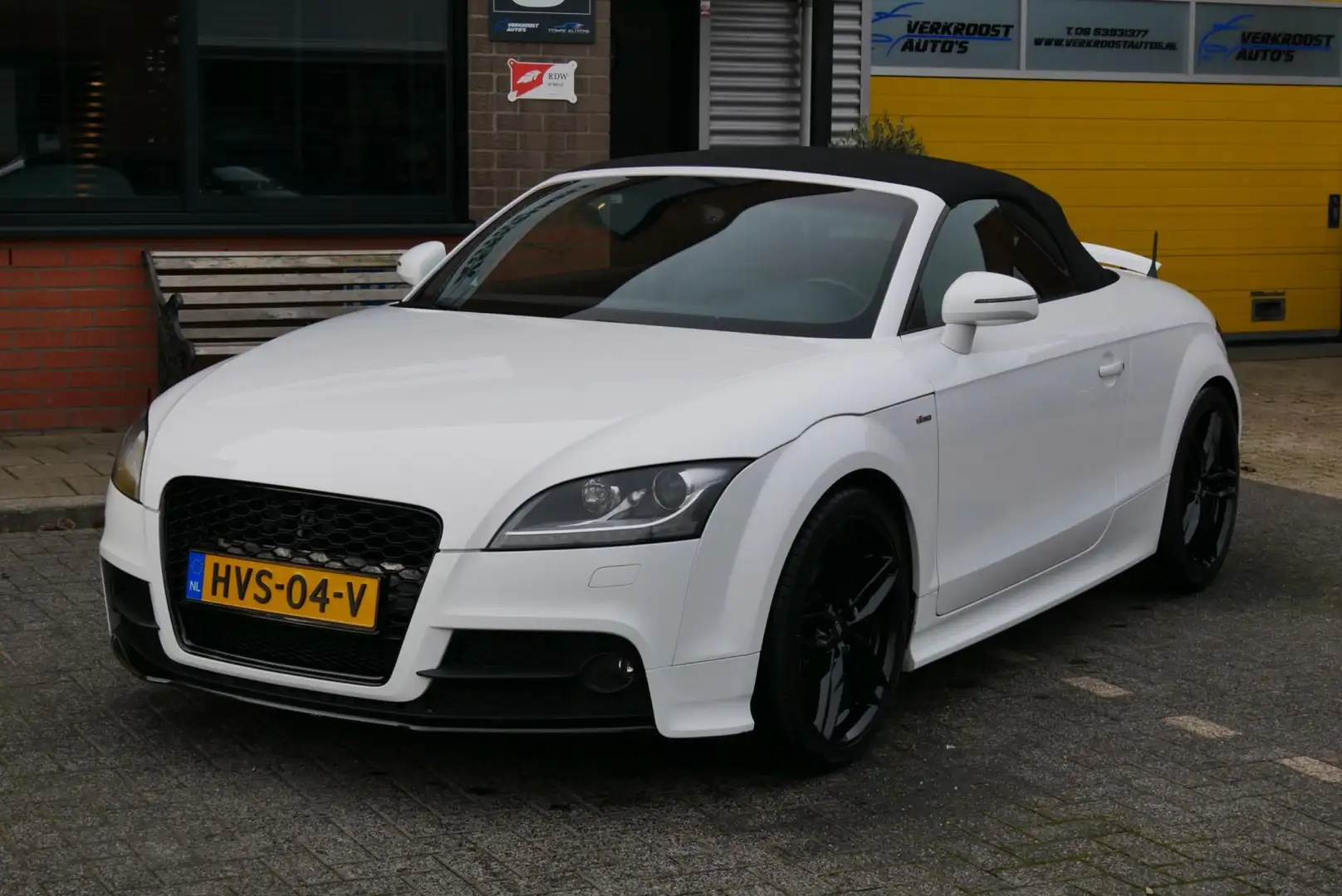 Audi TT Roadster 2.0 TFSI quattro s-line. stoelverwarming. Weiß - 2