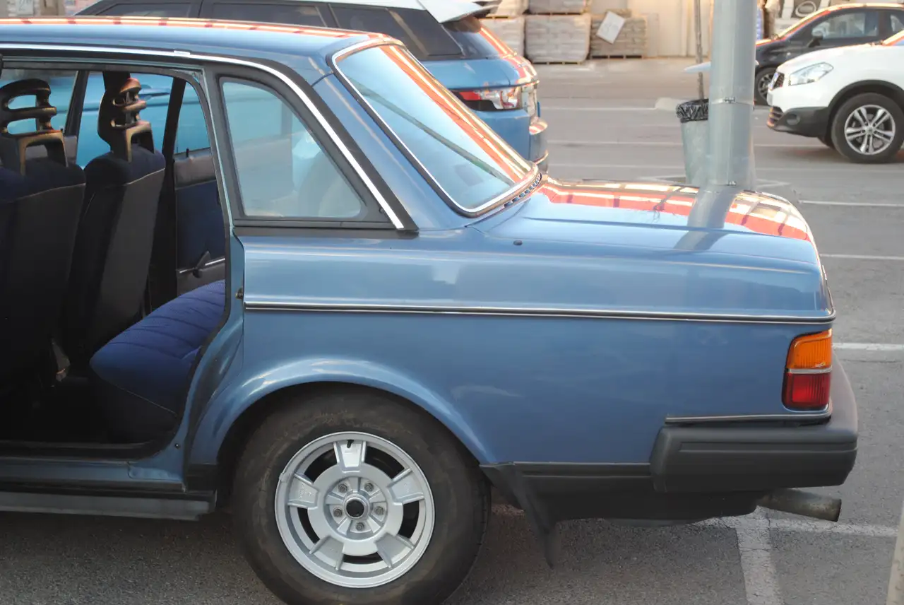 Volvo 240 244 2.3 GL GL, foto 4