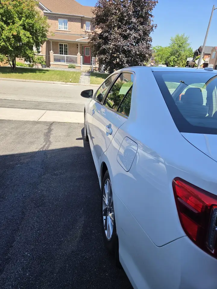 Toyota Camry снимка Toyota Camry