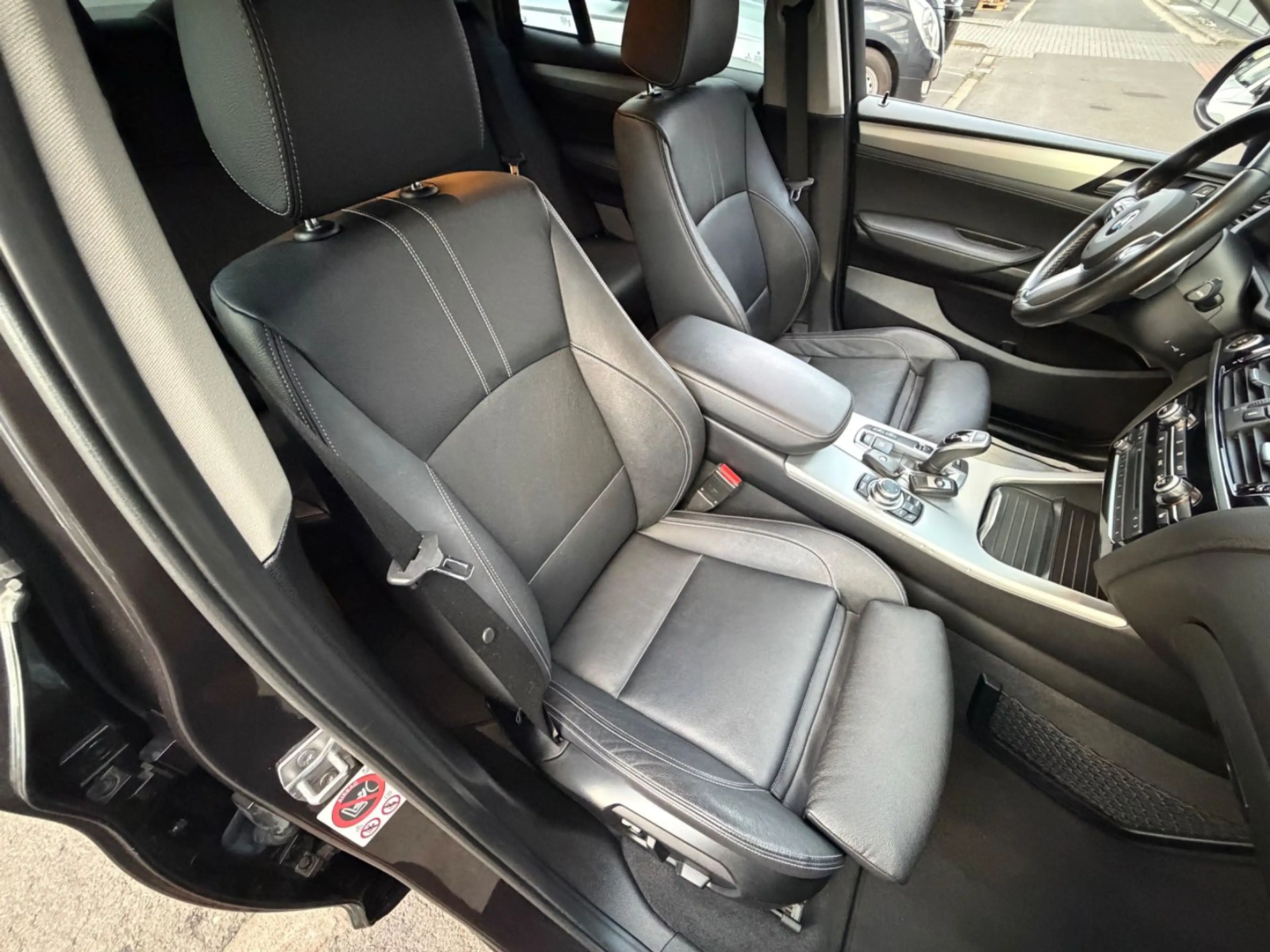 BMW X4 xDrive 30 d Advantage*LEDER*XENON*NAVI*VOLL* — photo 13
