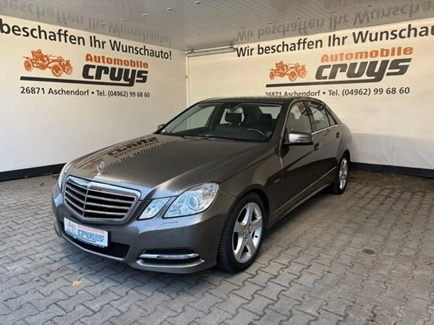 Mercedes-Benz E 200 CDI DPF Aut. Avantgarde  AHK/Xenon/Navi Gris - 1