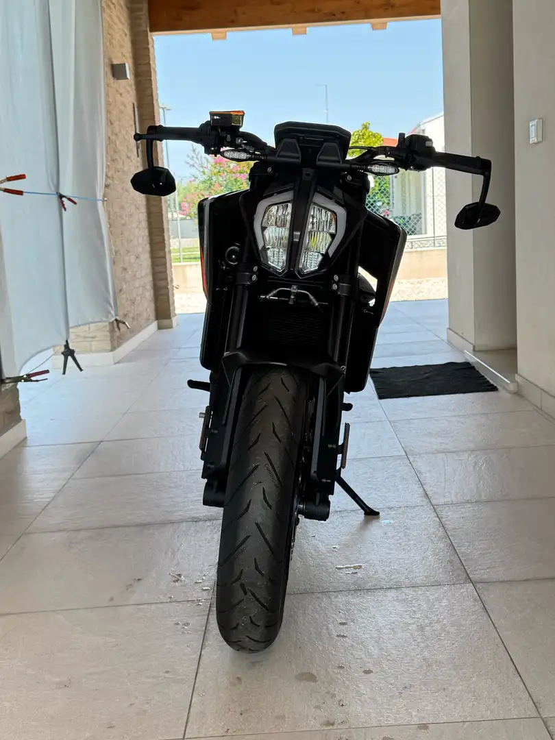 KTM 890 Duke Nero - 1