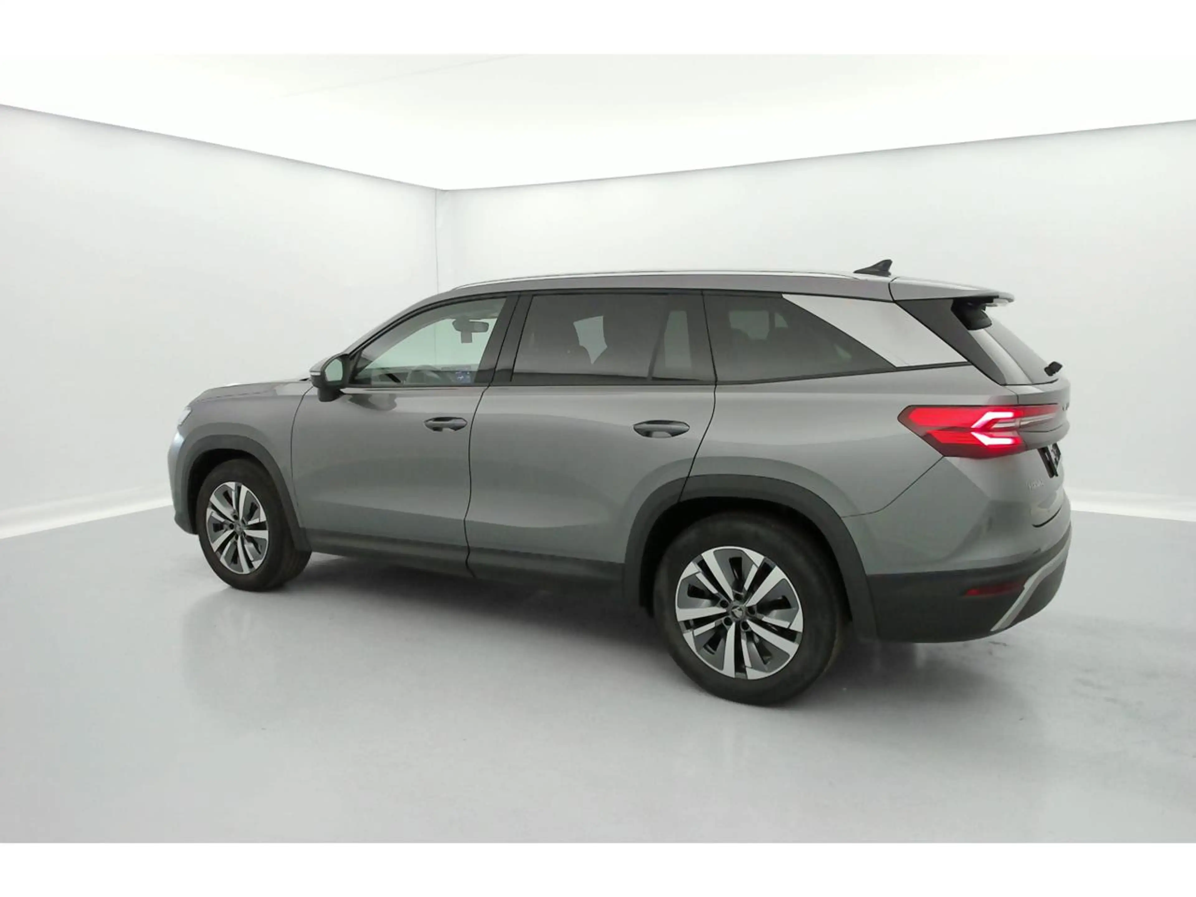 Skoda Kodiaq 1.5 TSI MHEV Selection 7pl. DSG — photo 13
