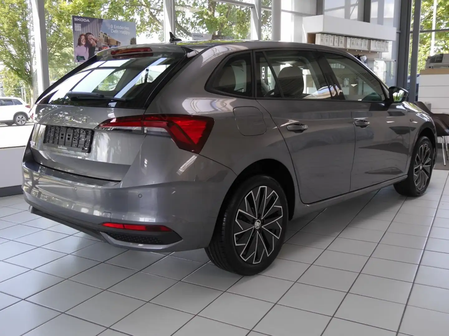 Skoda Scala Drive 1,0 TSI 116 PS DSG *TAGESZULASSUNG* Grau - 2