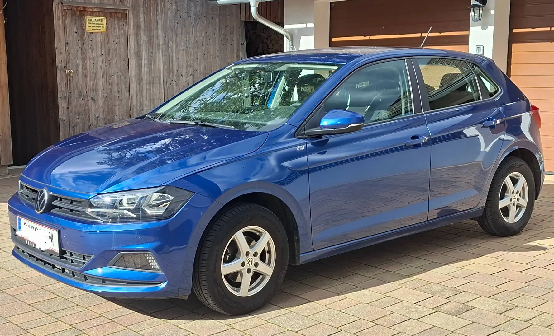 Volkswagen Polo Blau - 1