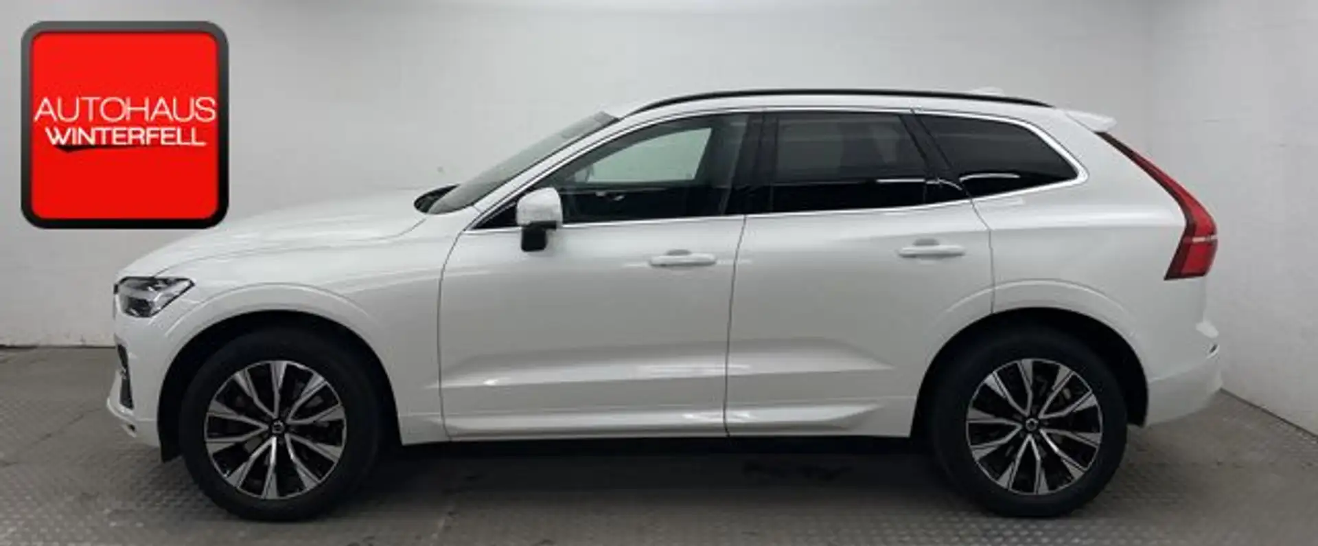 Volvo XC60 B4 D AWD AHK+KAMERA+GOOGLE+KEYLESS+ Weiß - 2