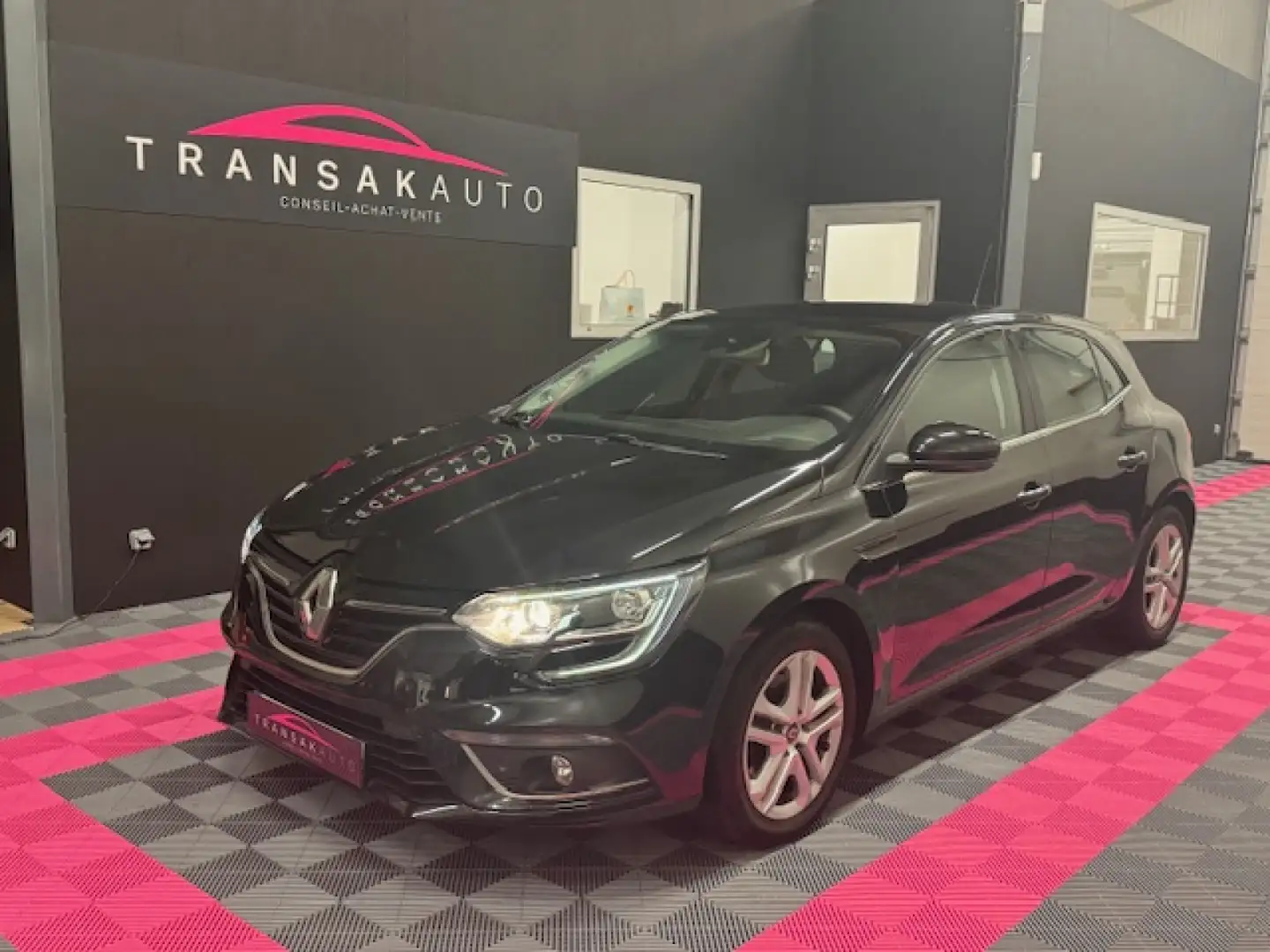 Renault Megane 1.3i TURBO TCE Zen Schwarz - 1