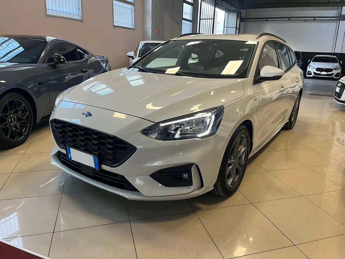 Ford Focus V 2018 SW ST LINE 1.5 ecoblue Co-pilot s Bianco - 1