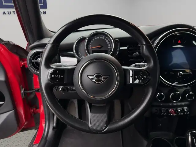 Mini Hatch view 15