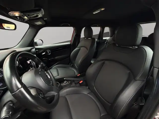 Mini Hatch view 8