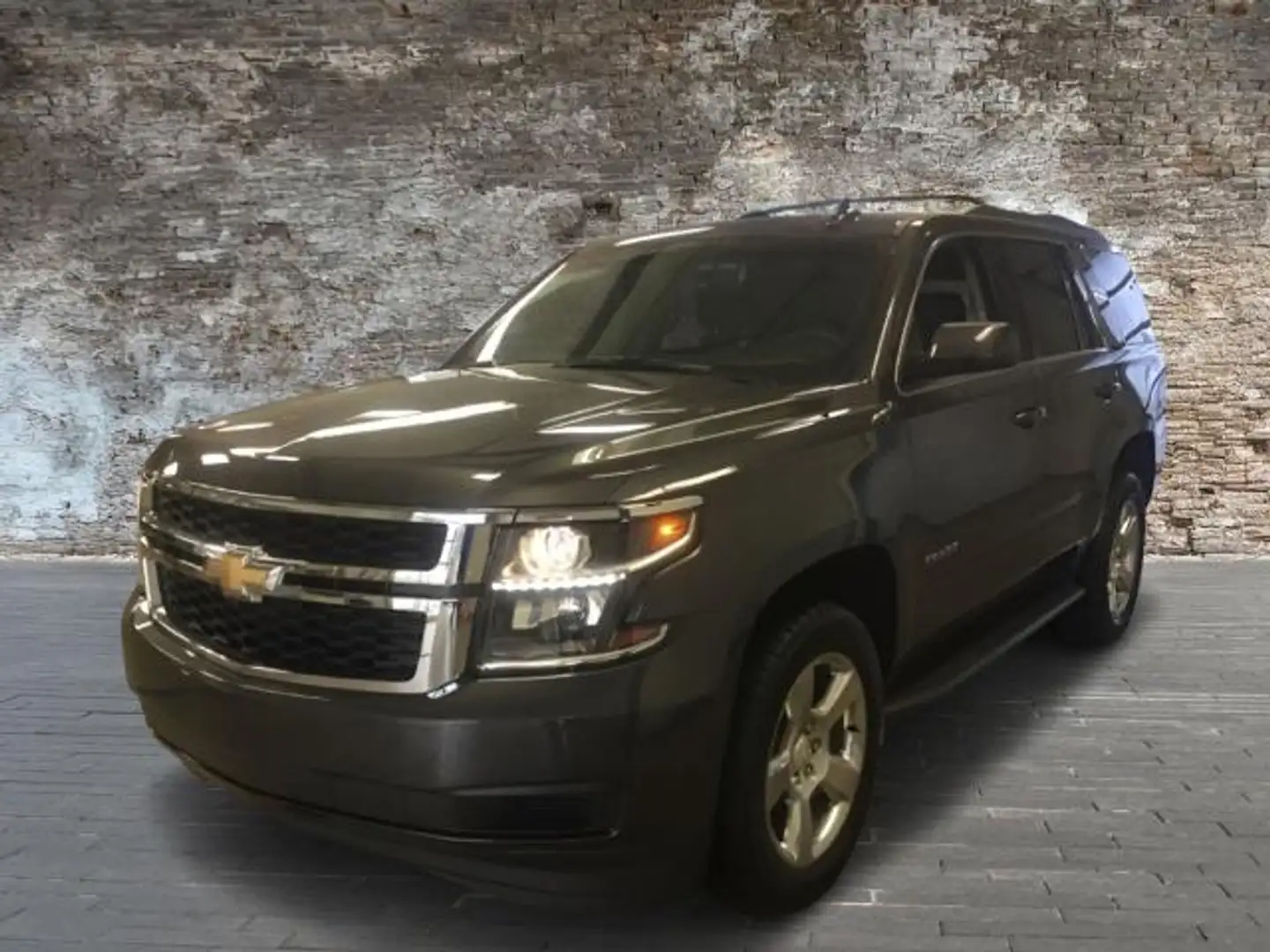 Chevrolet Tahoe EcoTec3 5.3L V8 LS Noir - 1