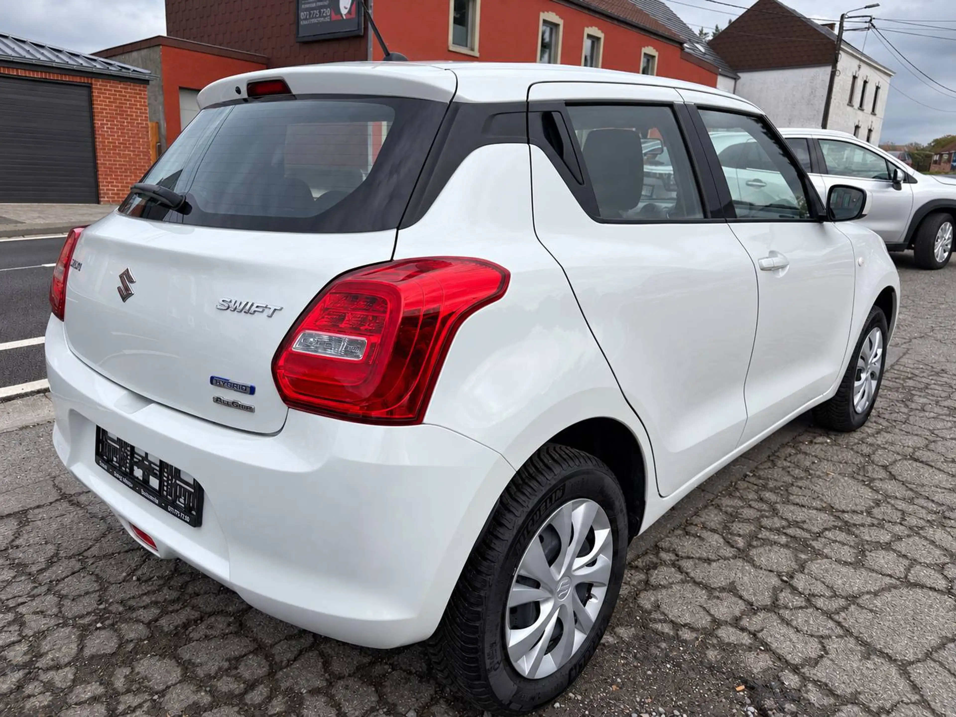Suzuki Swift Swift 1.2i MHEV 12V ALLGRIP GL / 4 ROUES MOTRICES — photo 5