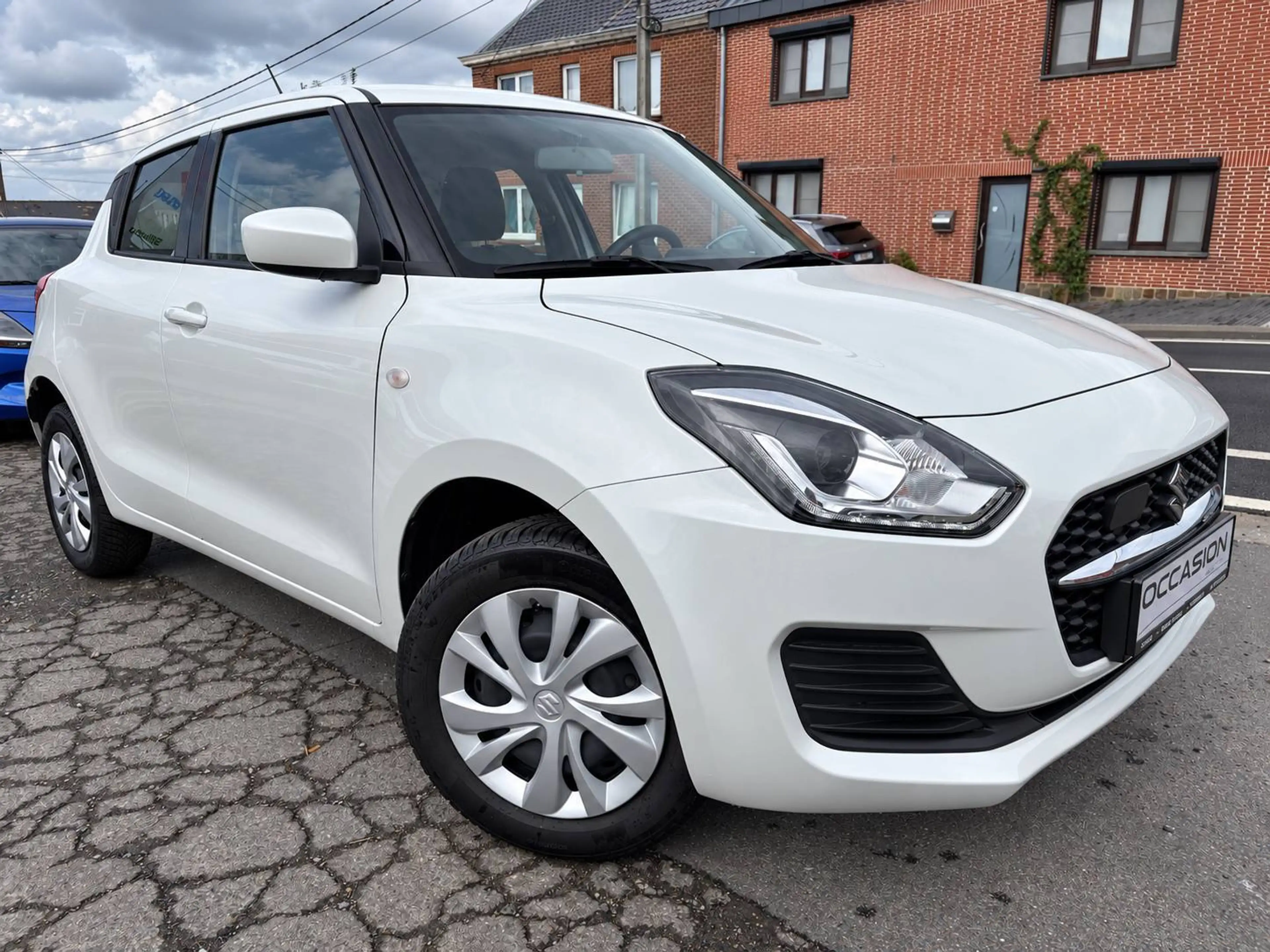 Suzuki Swift Swift 1.2i MHEV 12V ALLGRIP GL / 4 ROUES MOTRICES — photo 4