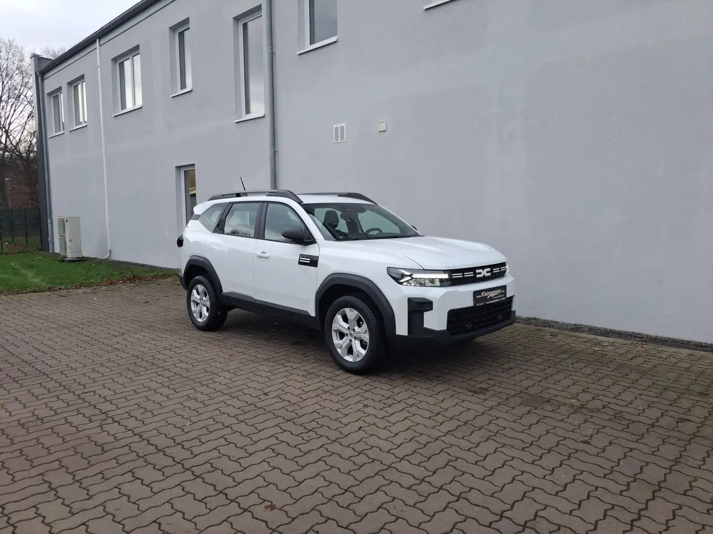 Dacia Bigster TCe 140 Mild-Hybrid Essential*LED*MMD*RF Weiß - 2