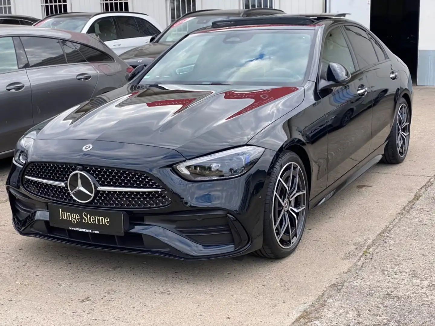 Mercedes-Benz C 180 C180 AMG Pano_360_Leder_Memory_Keyless_DigitalLigh Noir - 1