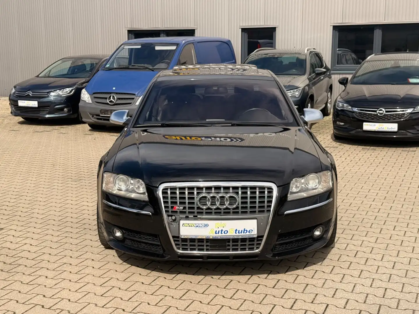 Audi S8 5.2 quattro V10/S-Dach/Navi/Xenon/ Schwarz - 2