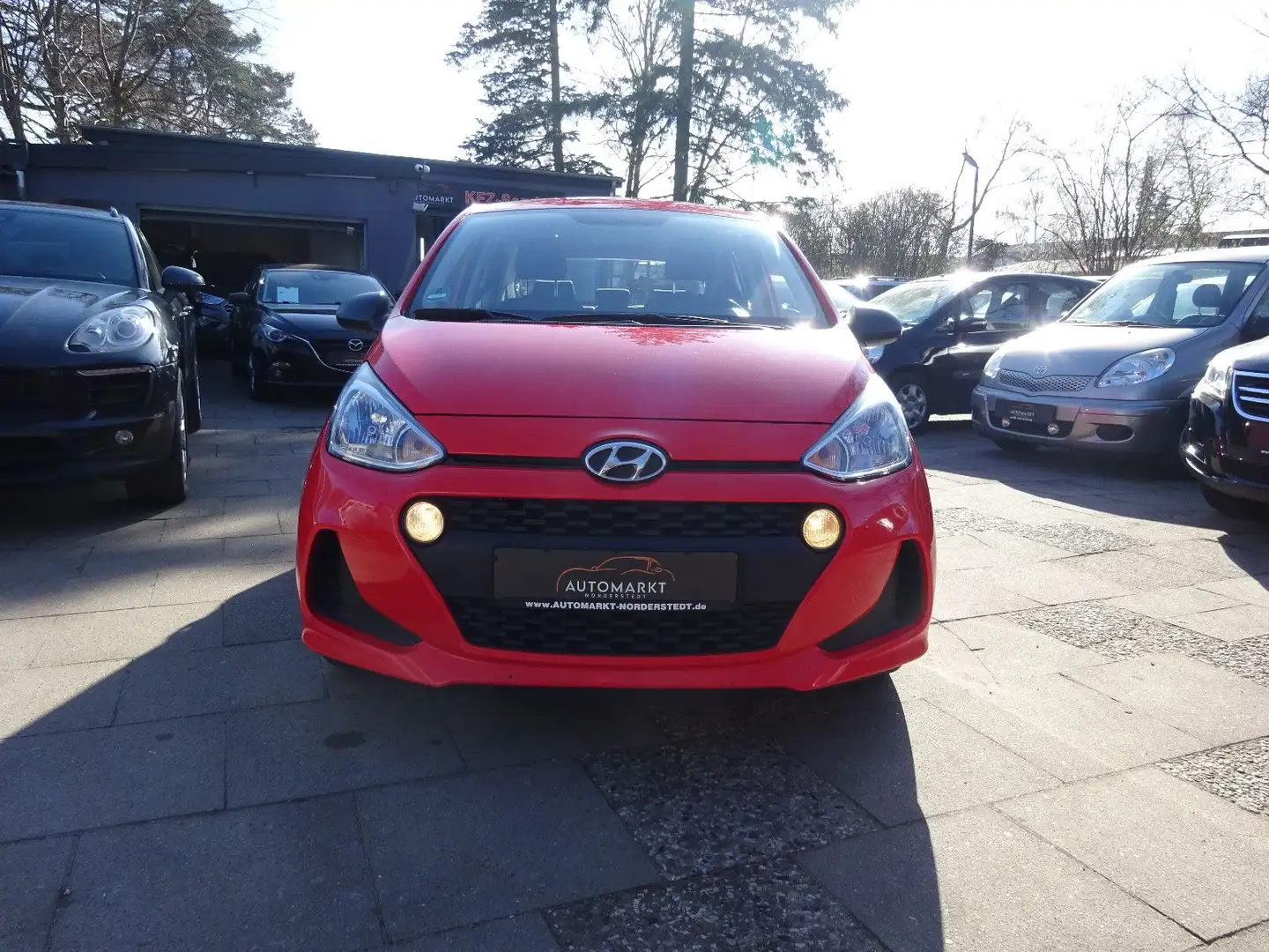 Hyundai i10 Pure /1-Hand / Tüv 03.2028 Rot - 2