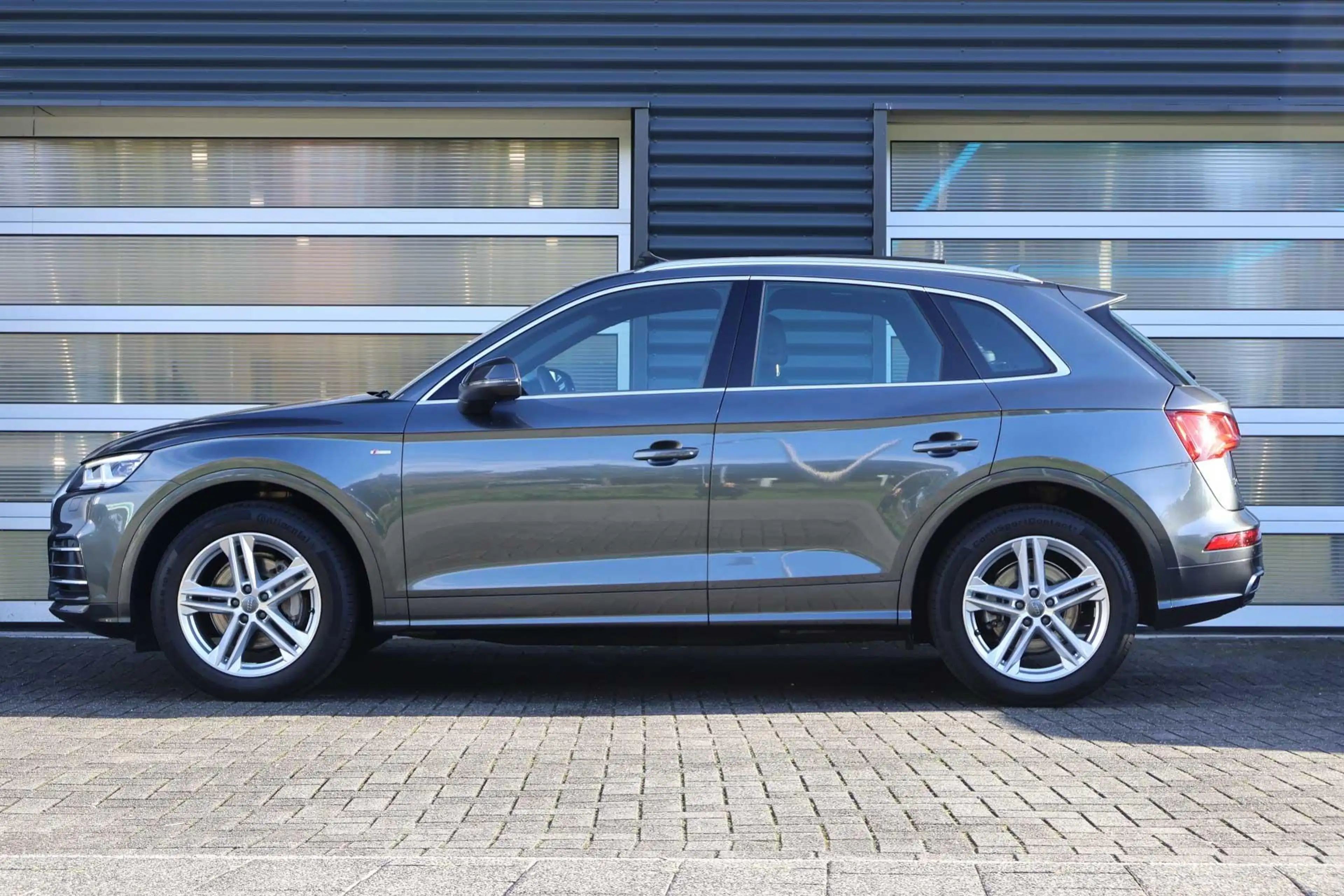 Audi Q5 2.0 TFSI 252pk quattro Sport | Luchtvering | Panor — photo 13