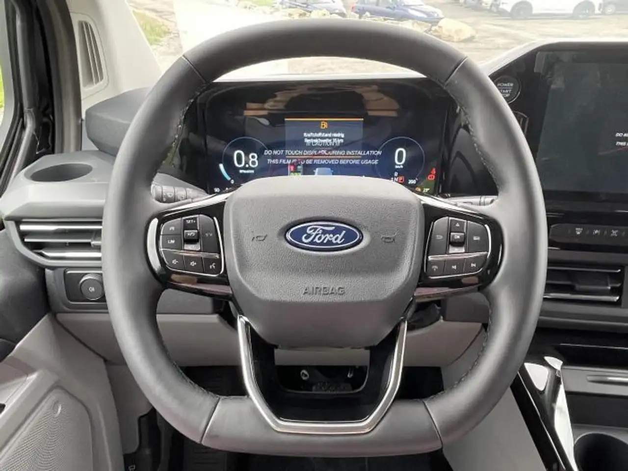 Ford Tourneo Custom 2026 — фото 12