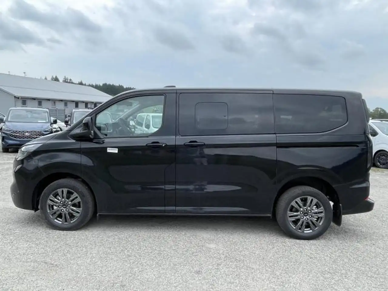 Ford Tourneo Custom 2026