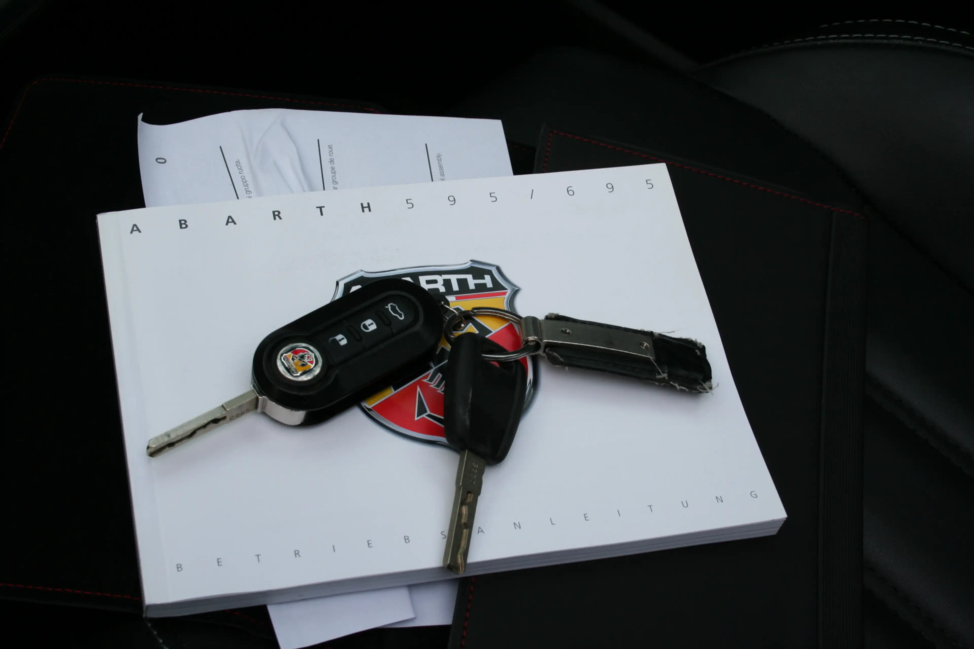Fiat 500C Abarth 595 — photo 10