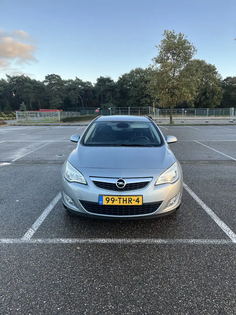 Opel Astra 1.6 Sports Tourer Sport - 1