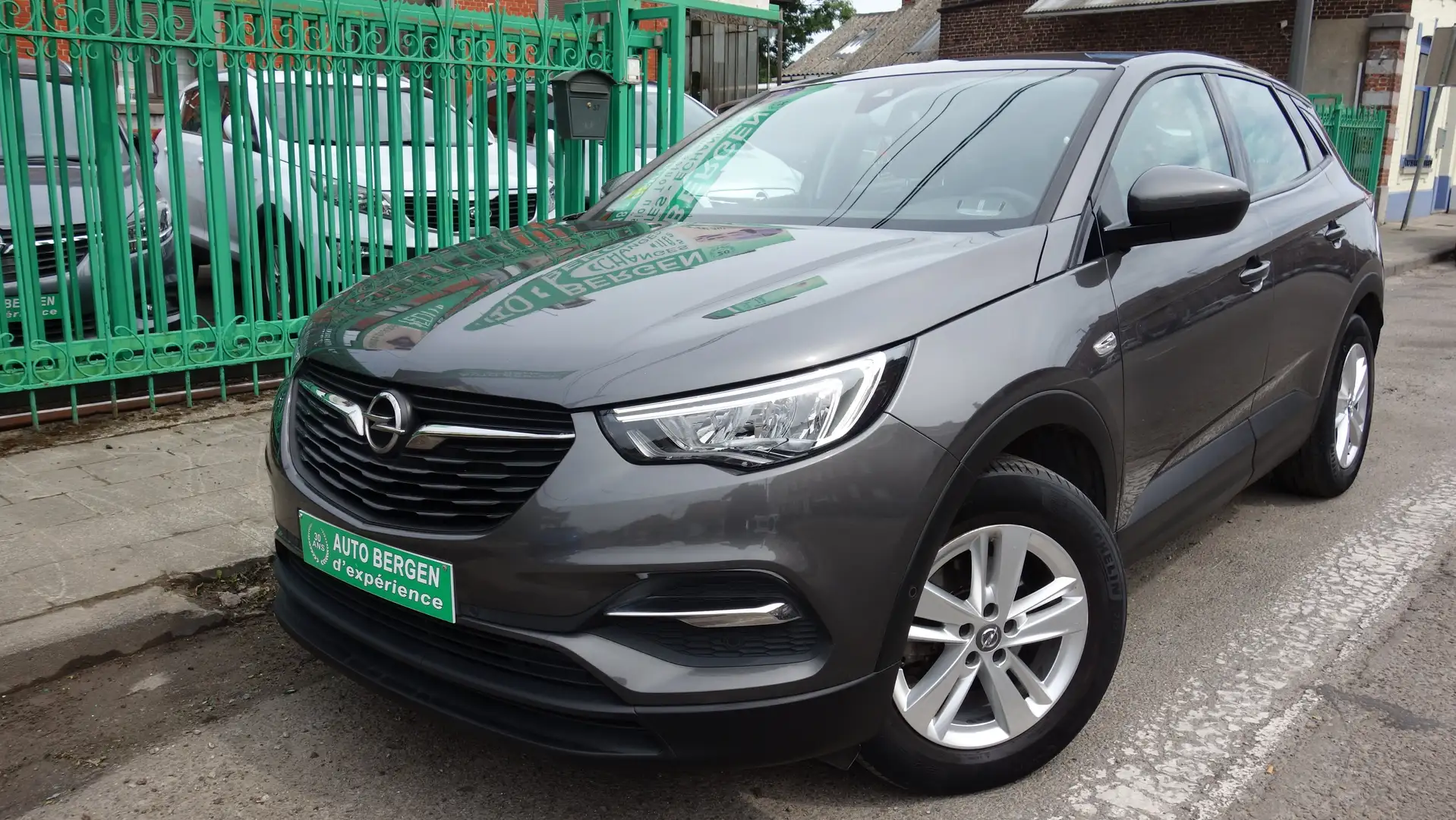 Opel Grandland X Grandland X 1.5 TD ECOTEC*BOITE AUTOMATIQUE* Grijs - 1