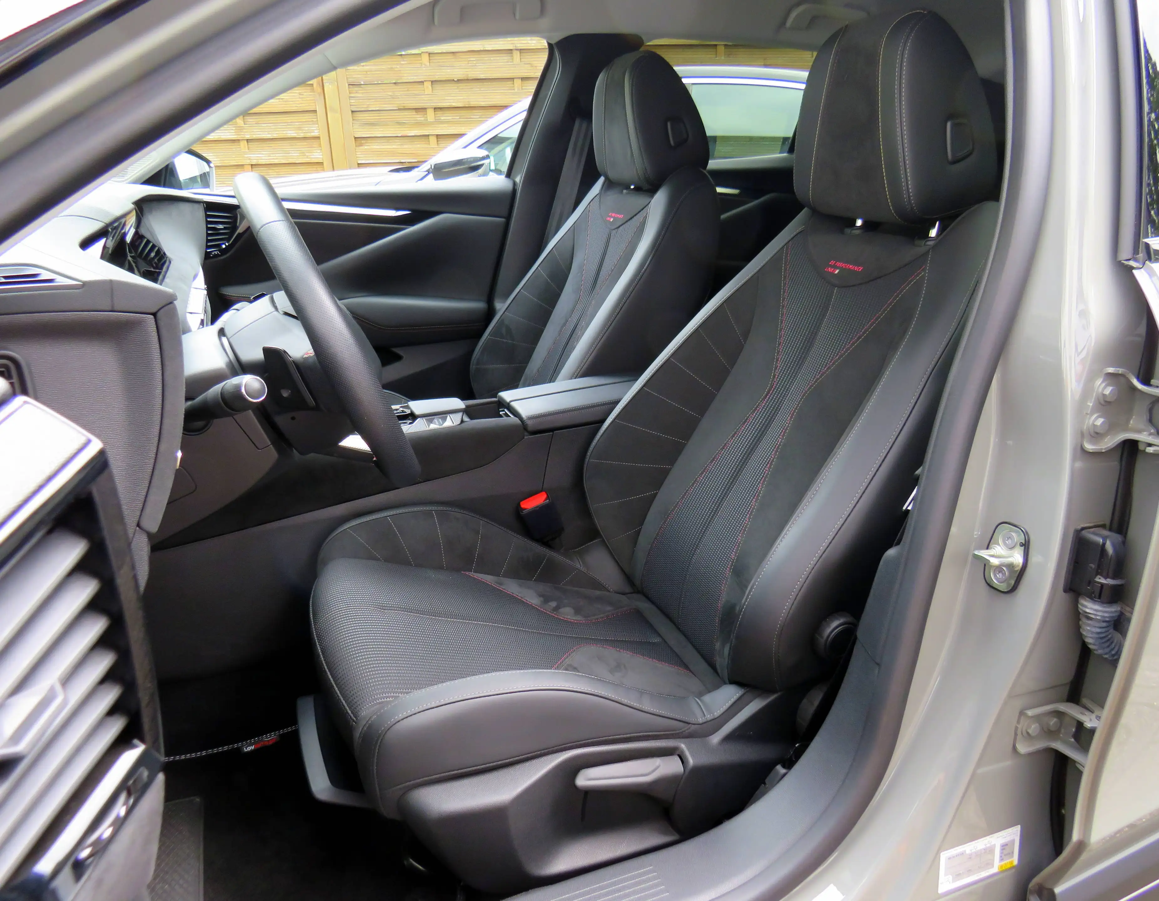 DS Automobiles DS 4 DS4 Performance Line // Shz, ACC, DAB — photo 13
