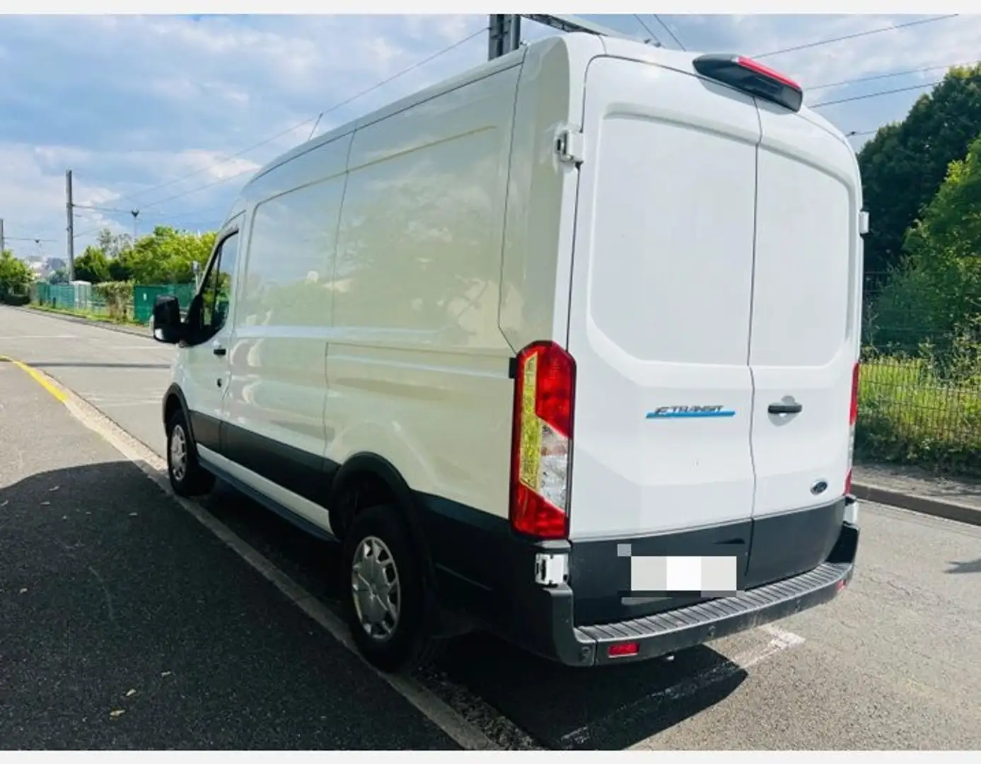 Ford Transit PE 350 L2H2 198 KW BATTERIE 75/68 KWH TREND BUSINESS**24916HT**EN STOCK** Weiß - 2