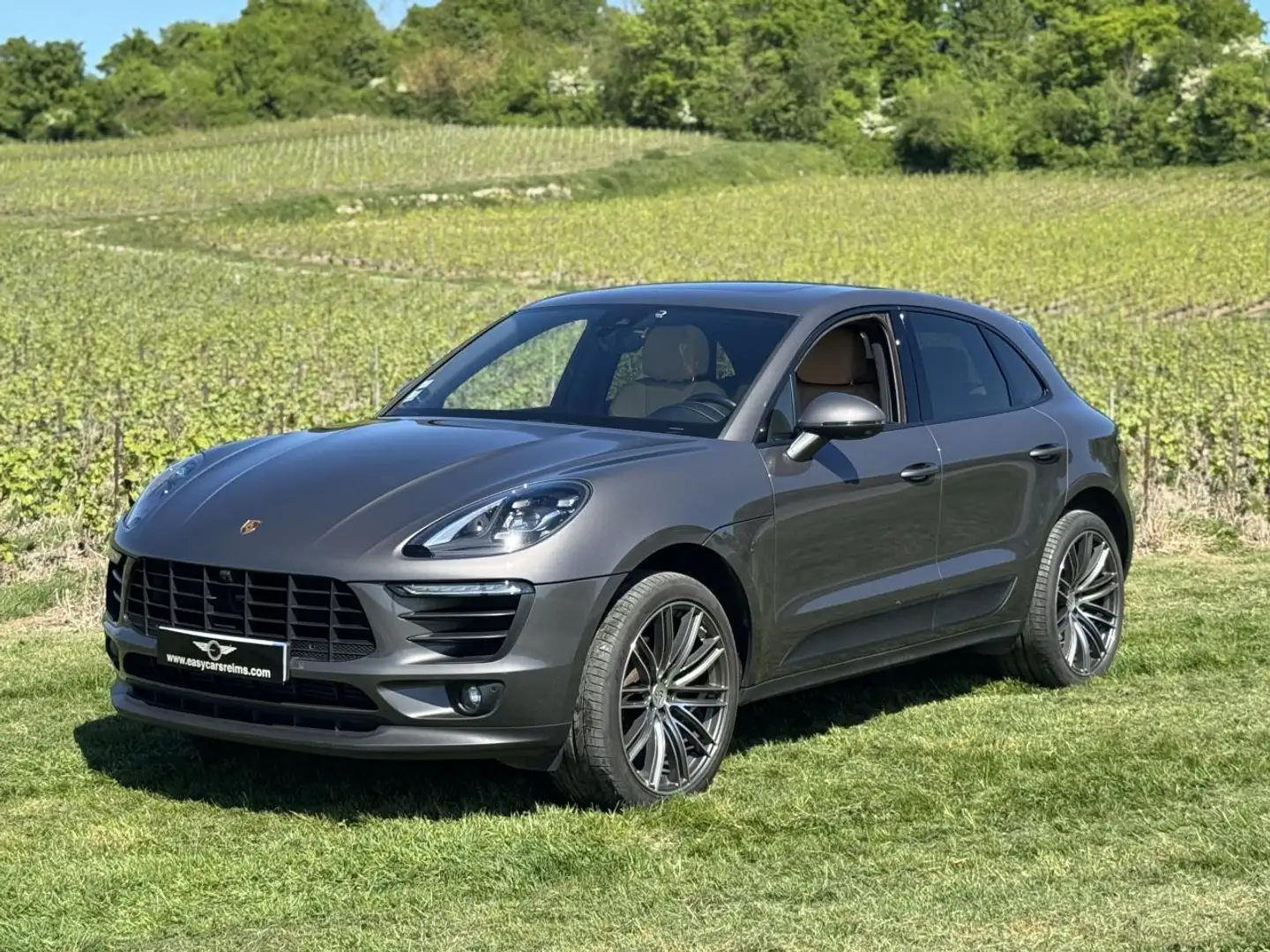 Porsche Macan Macan 2.0i - BV PDK  TYPE 95B . PHASE 1 Grijs - 1
