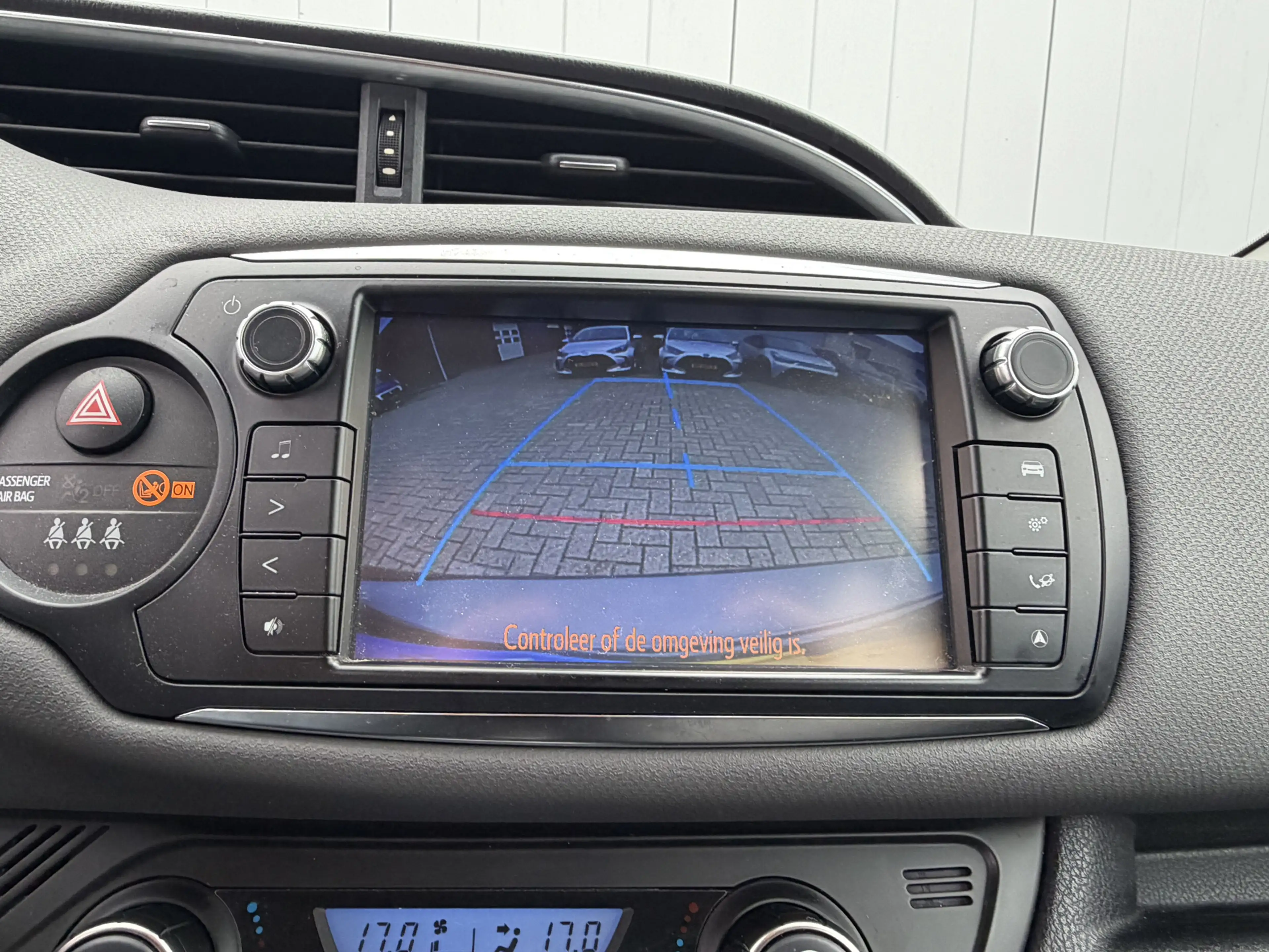 Toyota Yaris 1.5 Full Hybrid Dynamic Keyles LMV Camera — photo 12