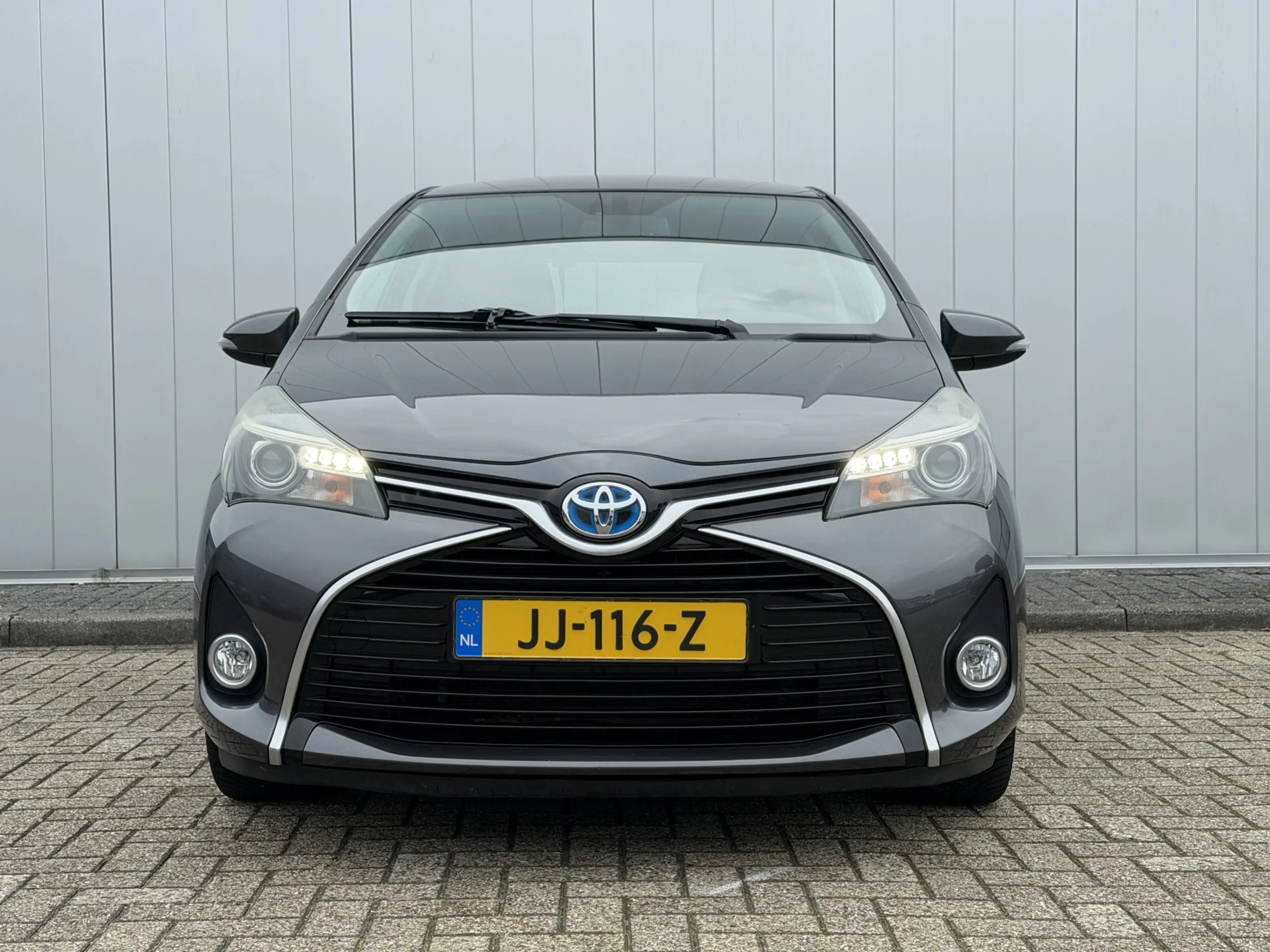 Toyota Yaris 1.5 Full Hybrid Dynamic Keyles LMV Camera — photo 2