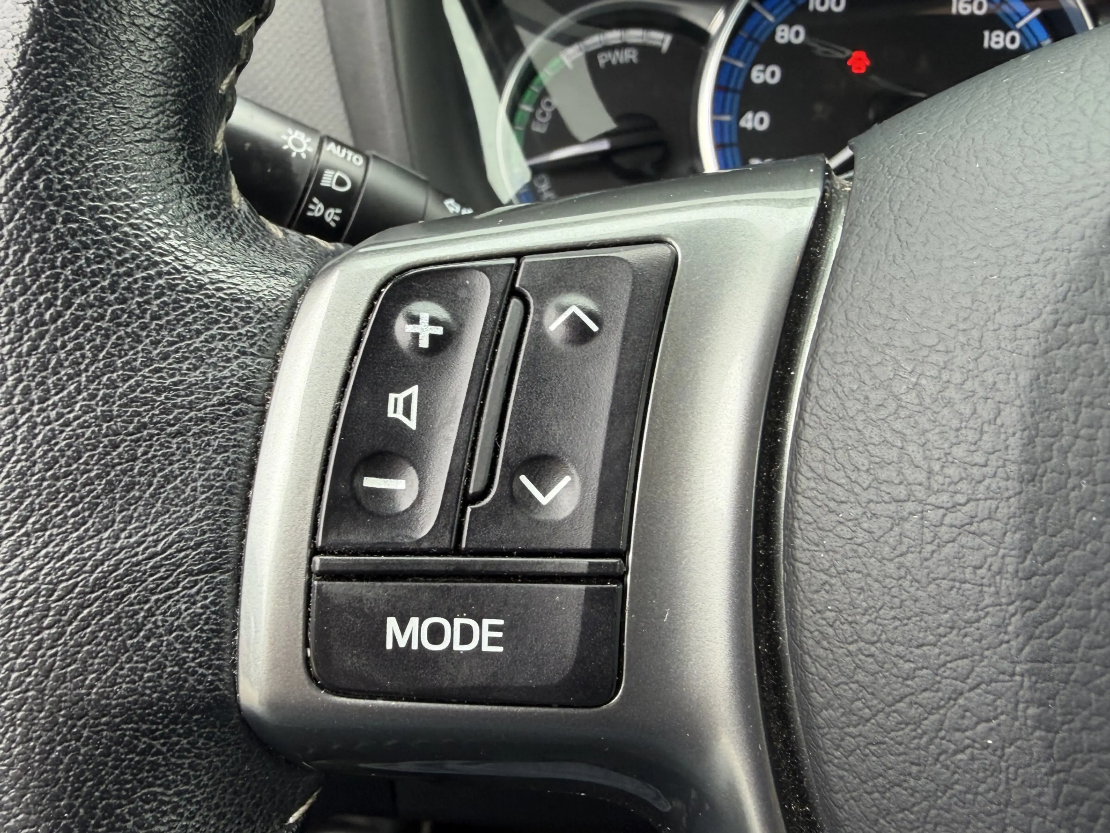 Toyota Yaris 1.5 Full Hybrid Dynamic Keyles LMV Camera — photo 15