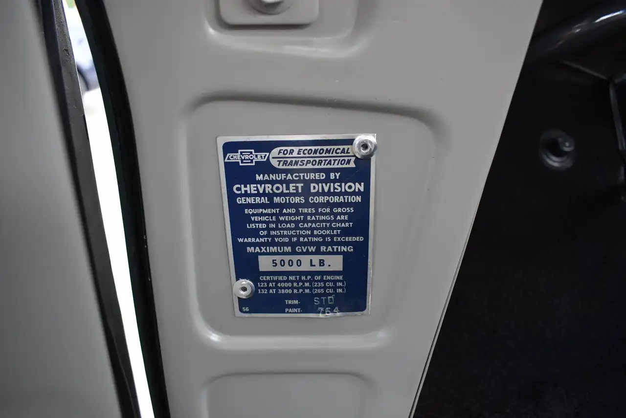Chevrolet Apache 3200 1/2-ton Pick Up 6 - Zylinder Oldtimer, foto 8