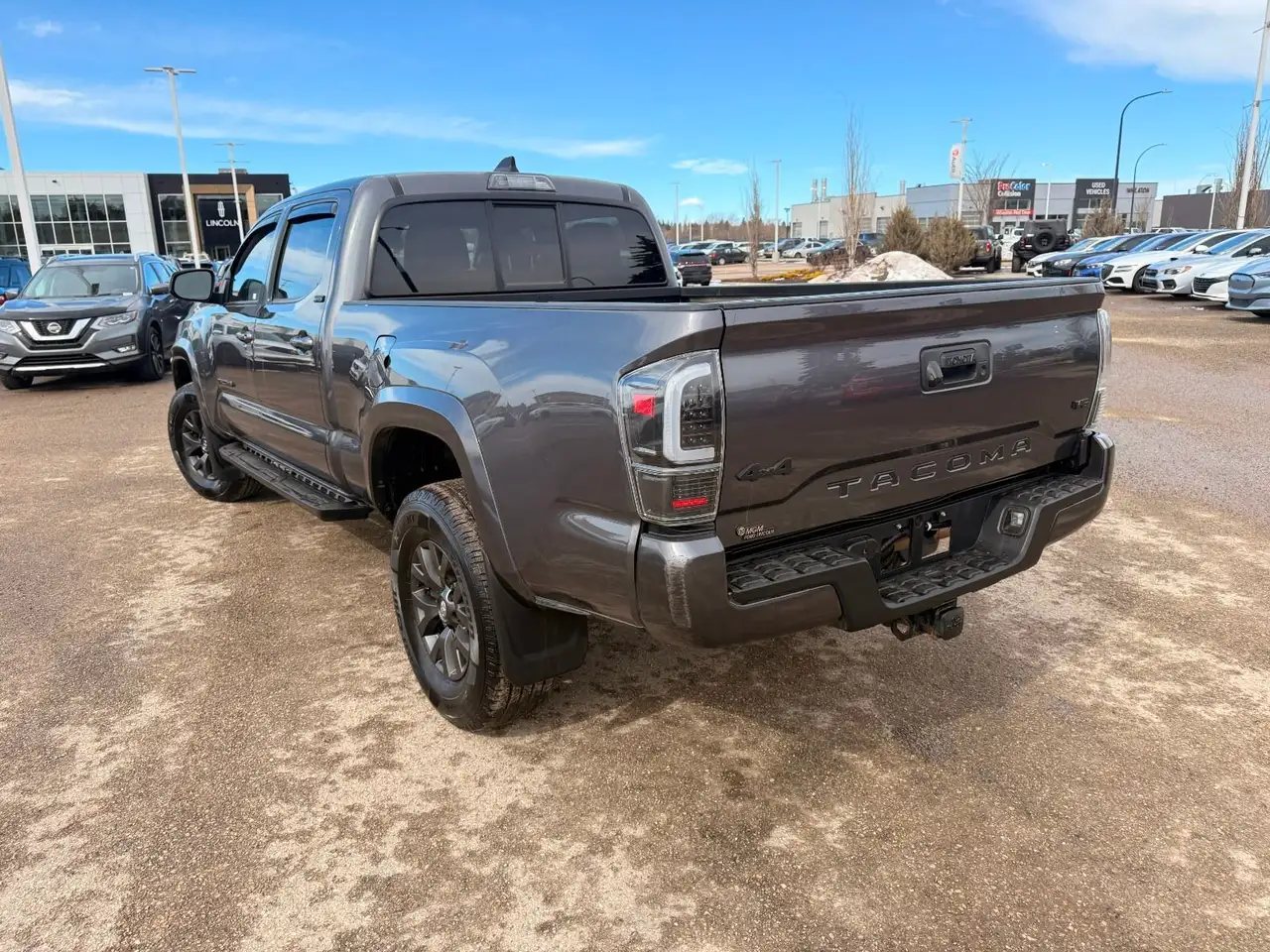 Toyota Tacoma снимка Toyota Tacoma