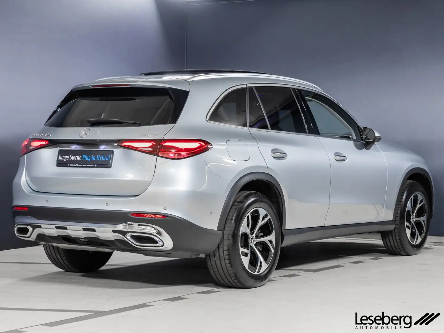 Mercedes-Benz GLC 300 GLC 300de 4M Avantgarde DIG.LIGHT/Pano/Distr/AHK Silber - 2