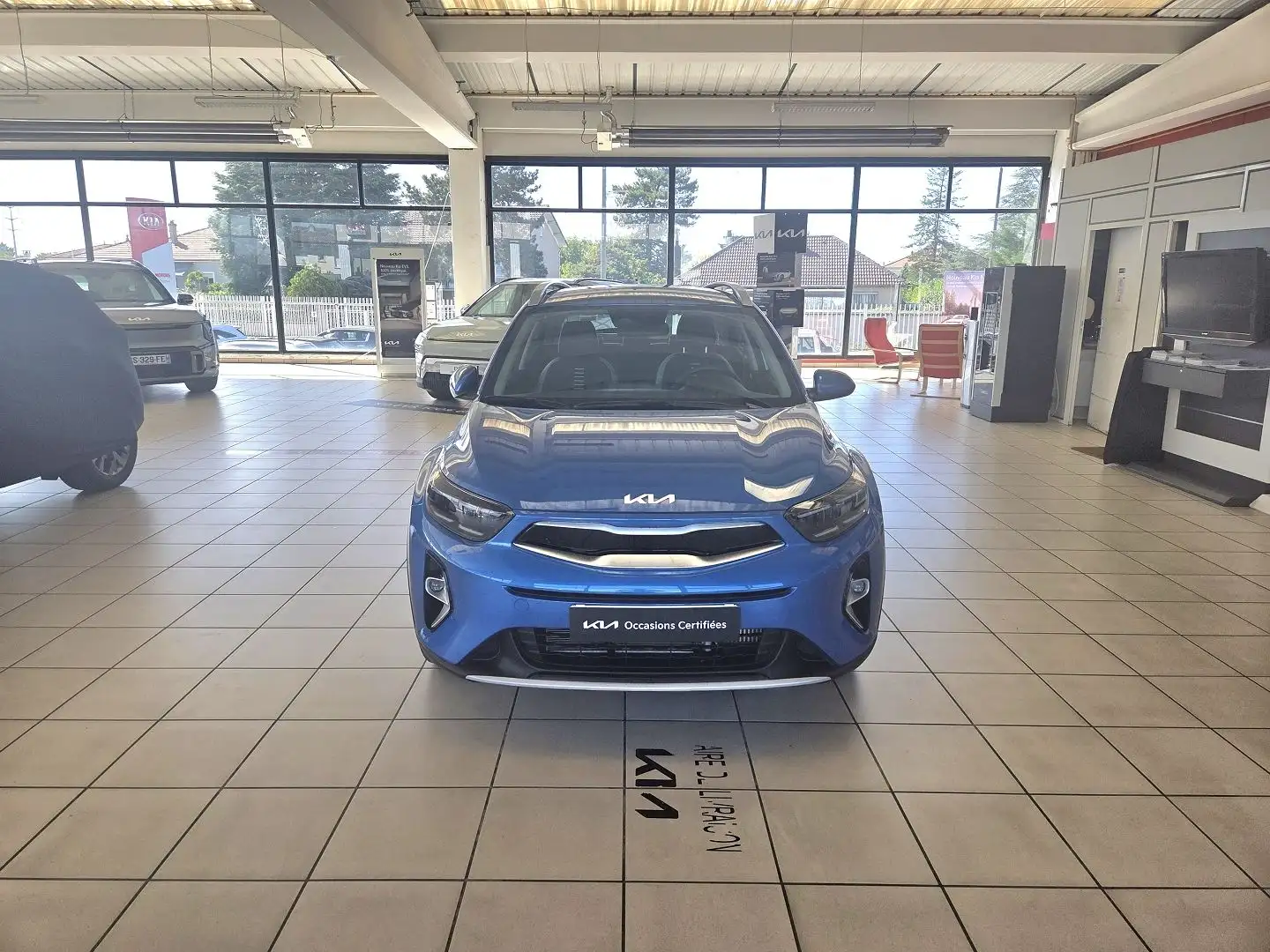 Kia Stonic 1.0 T-GDI 100CH COLLECTION DCT7 Azul - 2