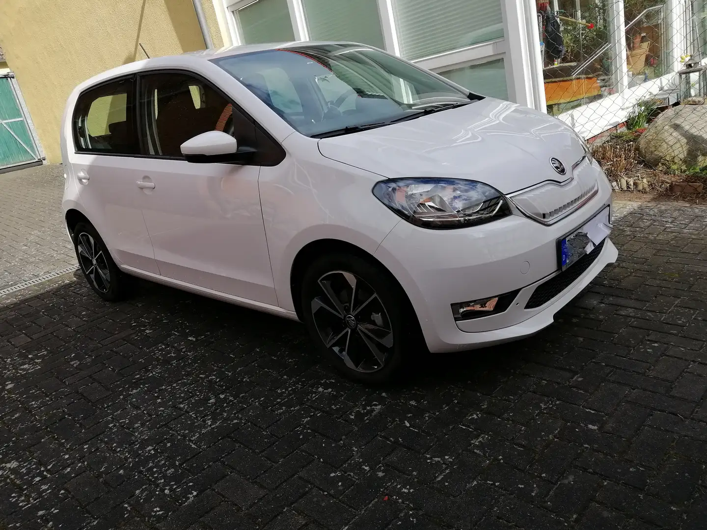 Skoda Citigo Citigo e iV 36,8kWh Style Komfort Plus Weiß - 1