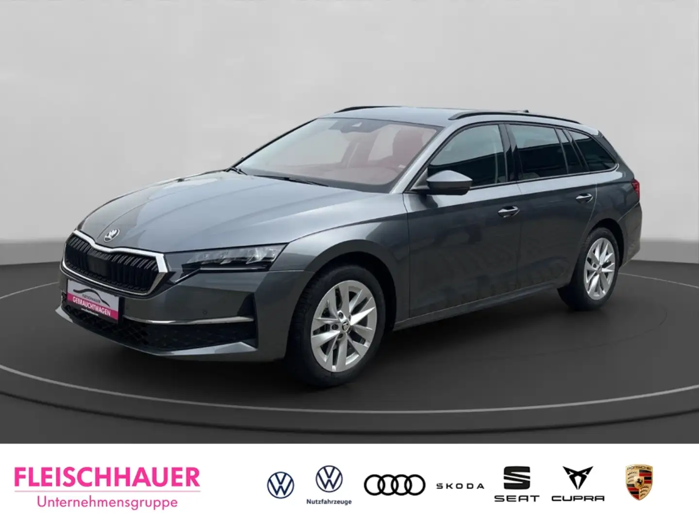 Skoda Octavia Combi 1.5 TSI Selection DSG Navi LED Grau - 1