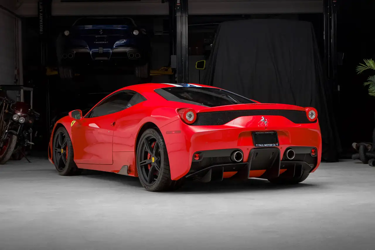 Ferrari 458 снимка Ferrari 458