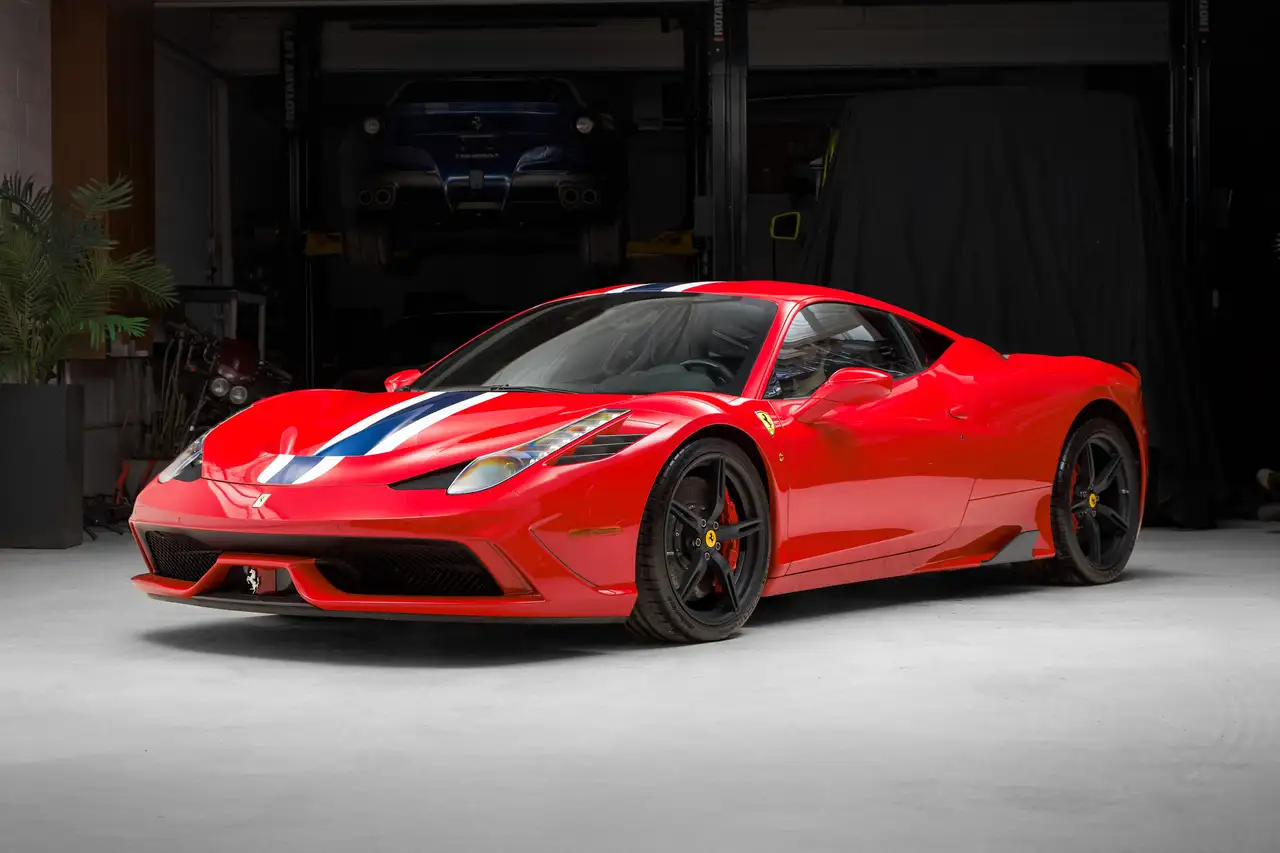 Ferrari 458 снимка Ferrari 458