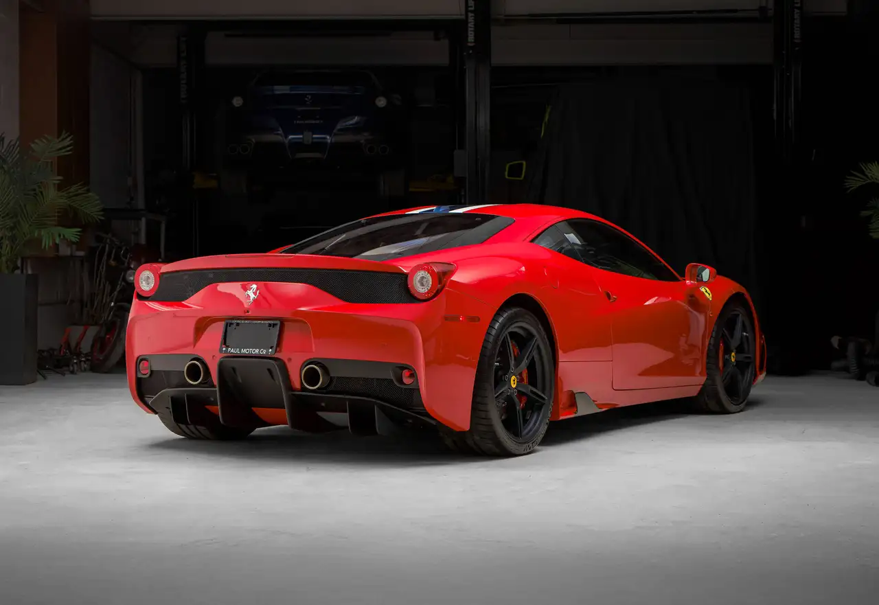 Ferrari 458 снимка Ferrari 458