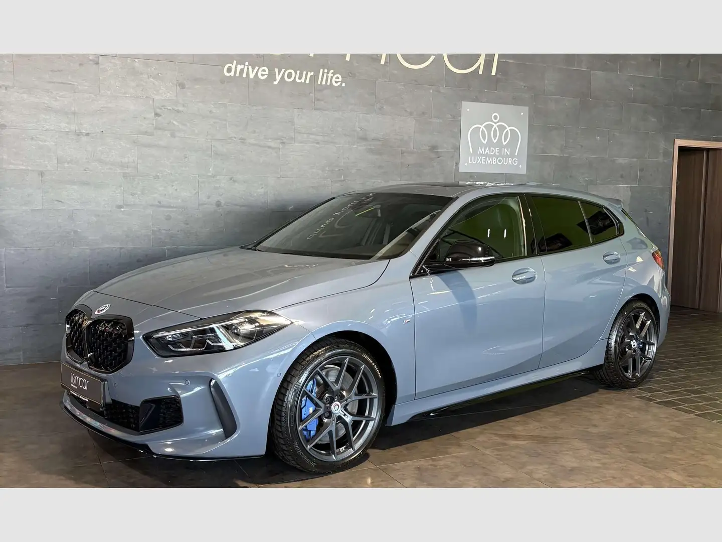 BMW M1 M135i xDrive Performance Steptronic Gris - 2