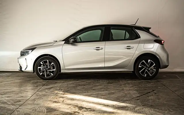 Opel Corsa view 2
