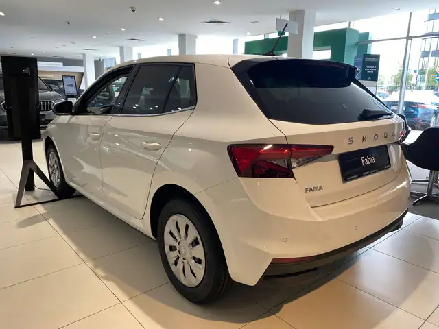Skoda Fabia view 2