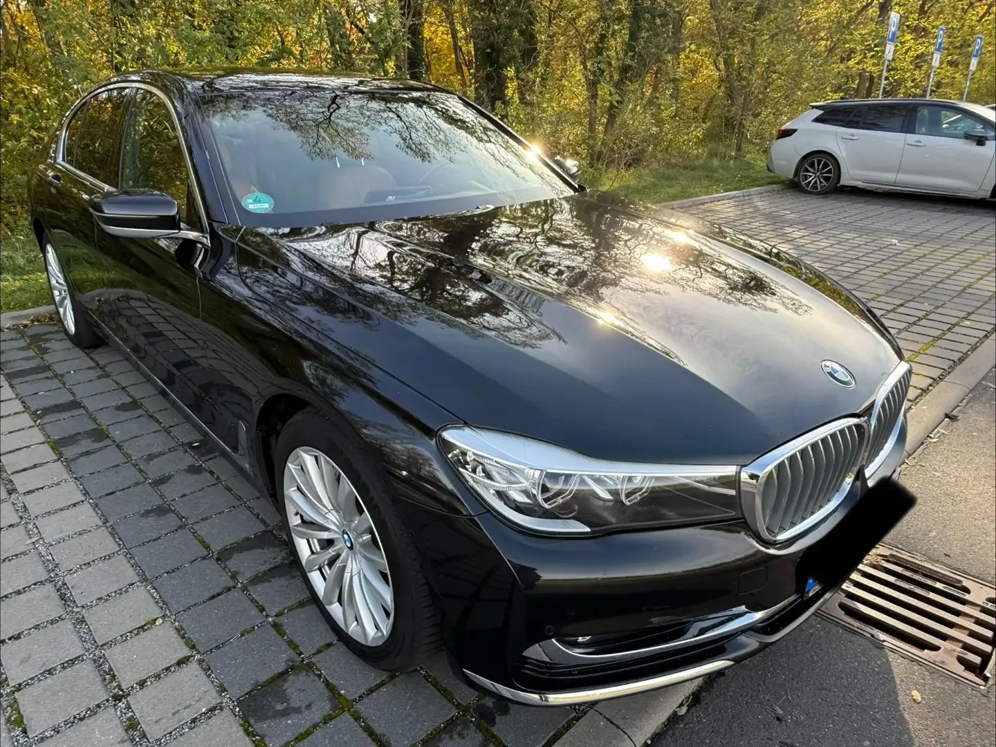 BMW 730 Baureihe 7 Lim 730 d Headup,Softclose/Toterw Schwarz - 1