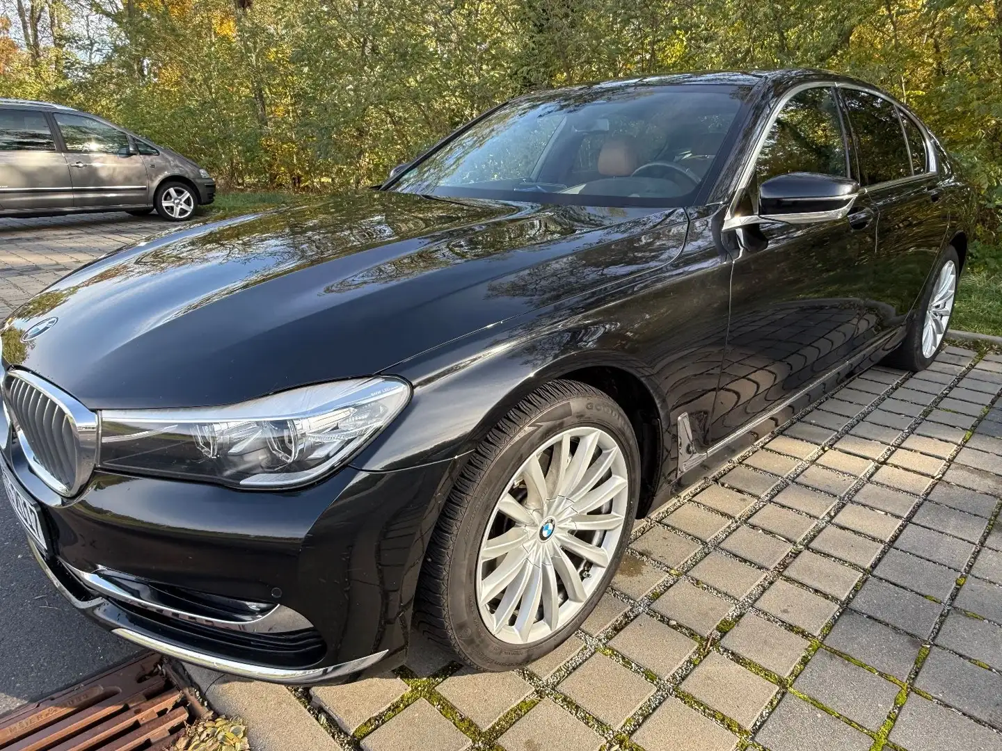 BMW 730 Baureihe 7 Lim 730 d Headup,Softclose/Toterw Schwarz - 2