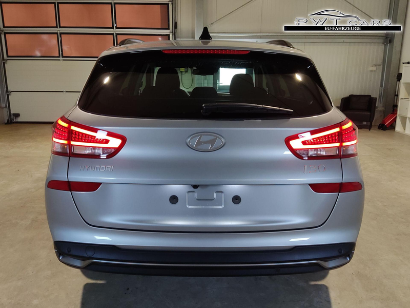 Hyundai i30 Kombi Style Plus Edition 1,5 T-GDI MHEV 48 V 1... — photo 5