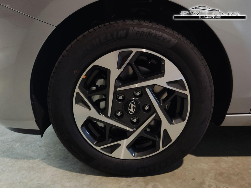 Hyundai i30 Kombi Style Plus Edition 1,5 T-GDI MHEV 48 V 1... — photo 7